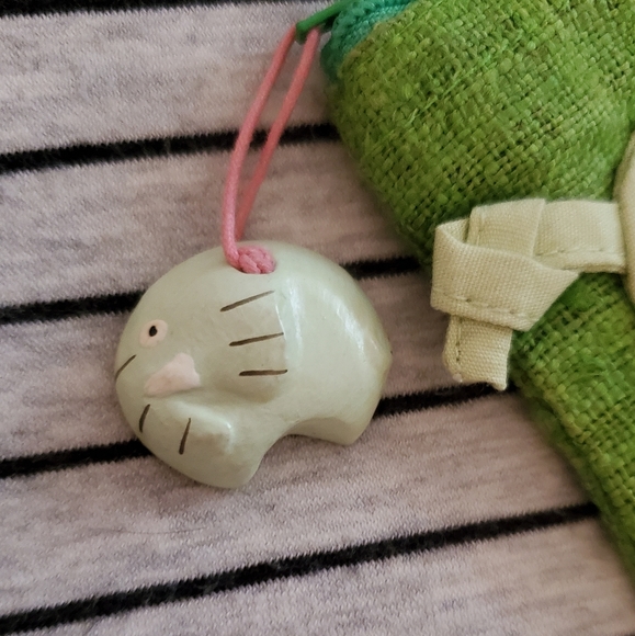 Elephant Handbag and Pouch - Picture 5 of 5